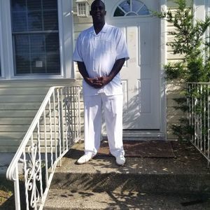 Meet your Posher, Bernardo